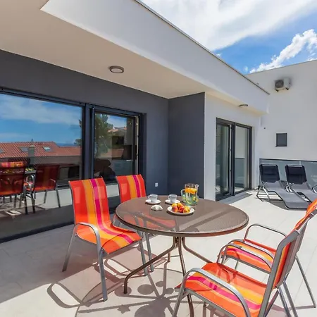 Luxury 2 Bedroom With Sea View * Baška Voda