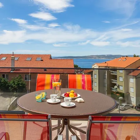 Luxury 2 Bedroom With Sea View